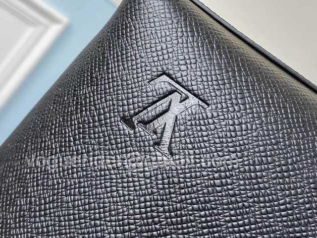 M33433 Anton Tote 37 M33433 Anton Tote 37