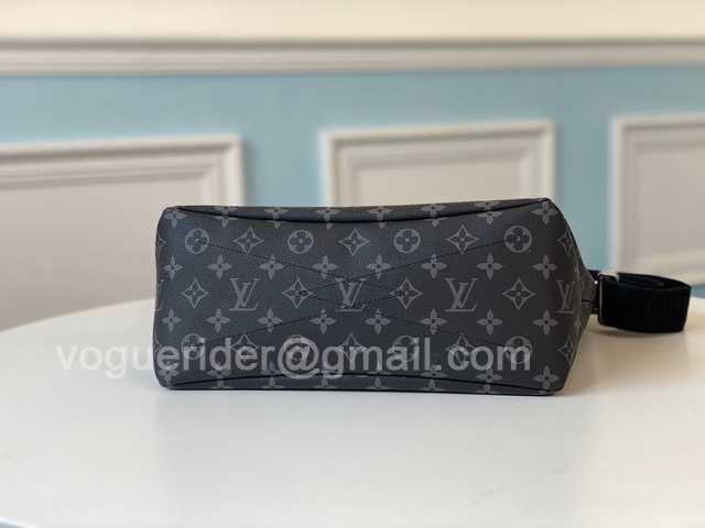 M45216 Besace Zippee 35 M45216 Besace Zippee 35
