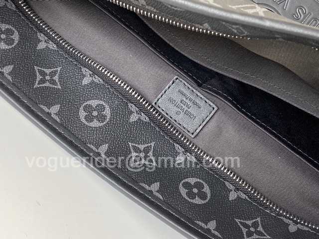 M45216 Besace Zippee 35 M45216 Besace Zippee 35