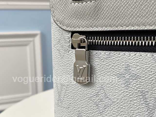 M30411 Outdoor Flap 28