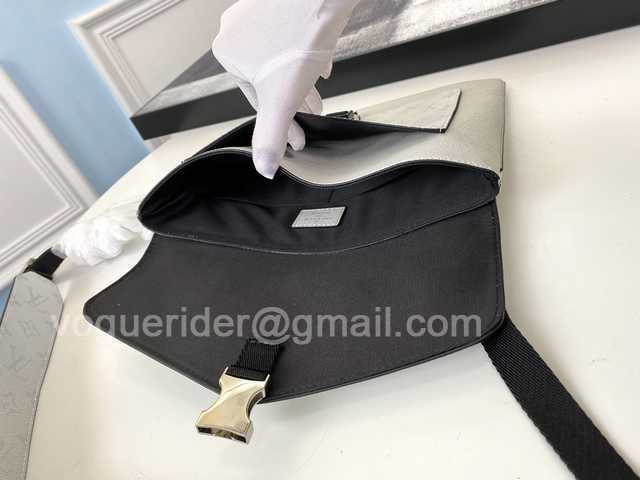 M30411 Outdoor Flap 28