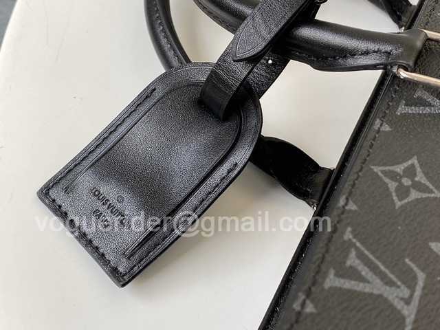 M44733 Grand Sac 42 M44733 Grand Sac 42
