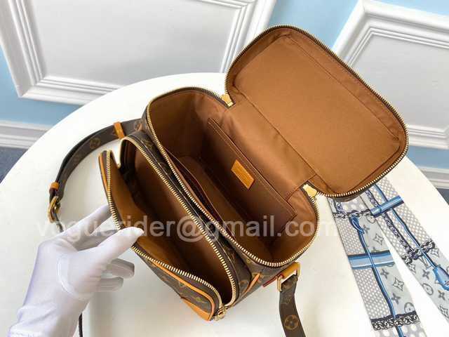 M44937 Steamer 23 M44937 Steamer 23