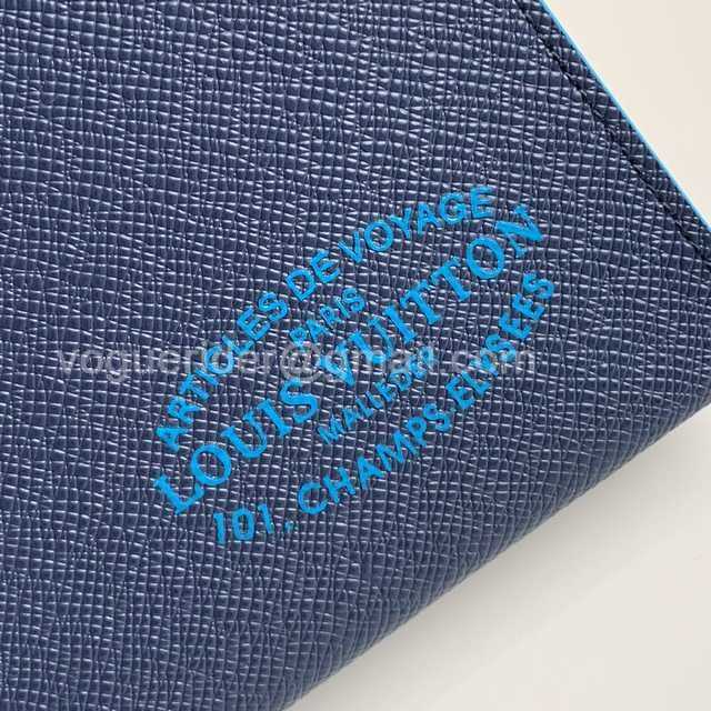 M30397 Pochette Voyage 27 M30397 Pochette Voyage 27