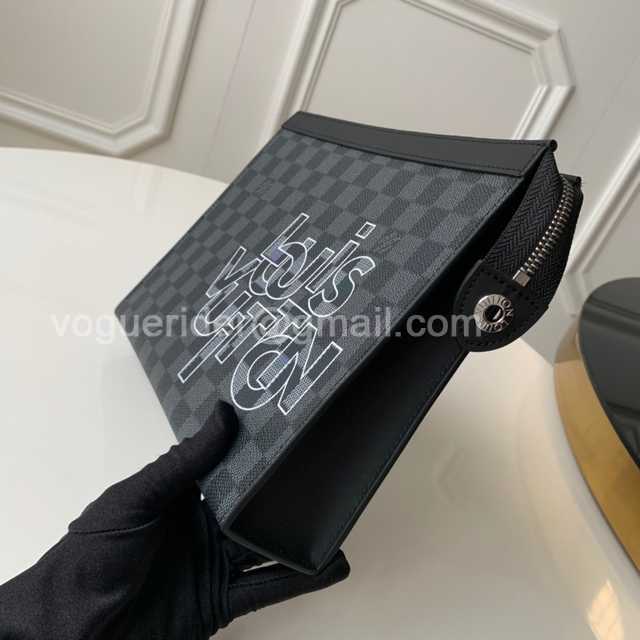 M41696 Pochette Voyage 26