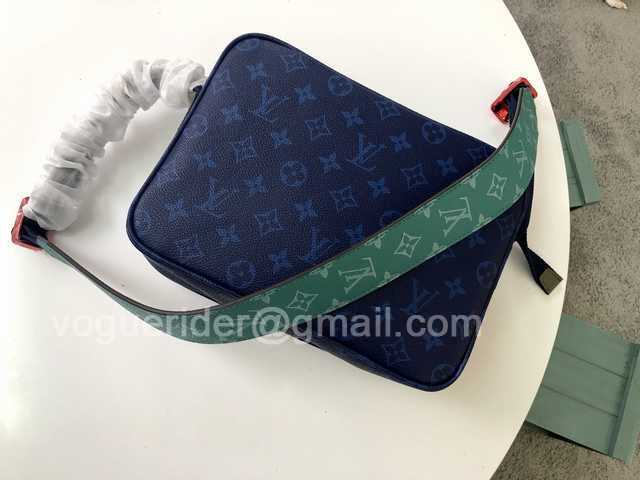 M43829 Messenger 25 M43829 Messenger 25