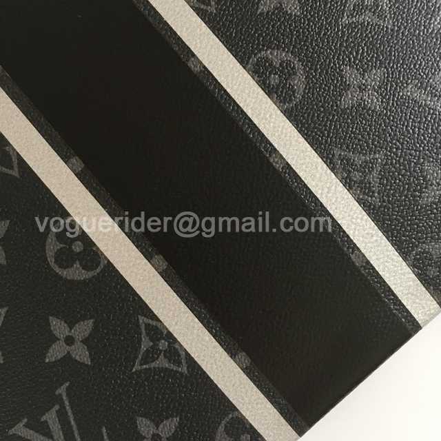 M64440 Pochette Voyage 26