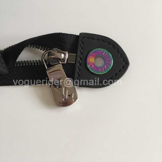 M64440 Pochette Voyage 26