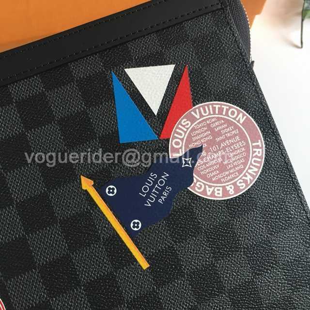 N64442 Pochette Voyage 26 N64442 Pochette Voyage 26