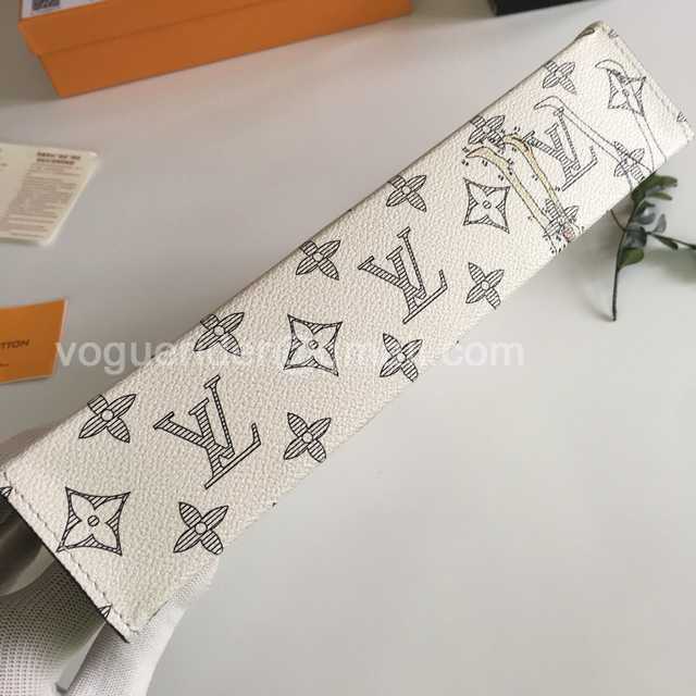 M66929 Pochette Voyage 26 M66929 Pochette Voyage 26