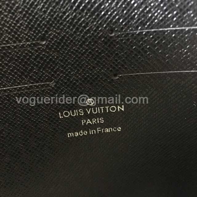 M66929 Pochette Voyage 26 M66929 Pochette Voyage 26