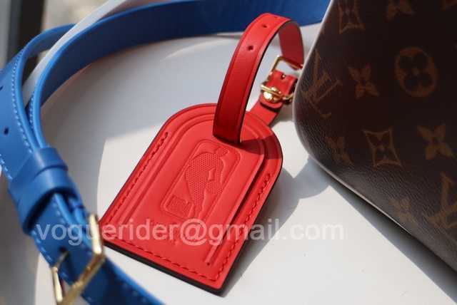 M85141 NBA Nil Messenger 30