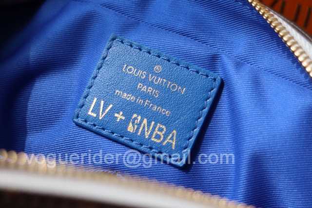 M85141 NBA Nil Messenger 30