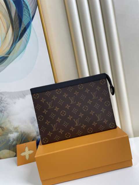 M61692 Pochette Voyage 26