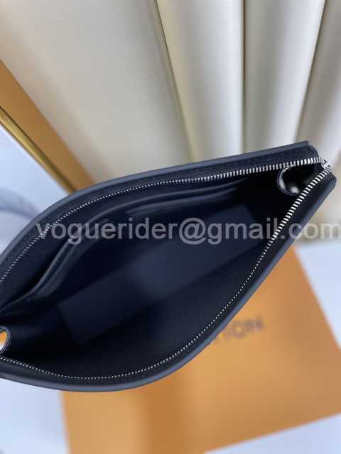 N41696 Pochette Voyage 26 N41696 Pochette Voyage 26