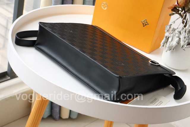 N60448 Standing 27 N60448 Standing 27