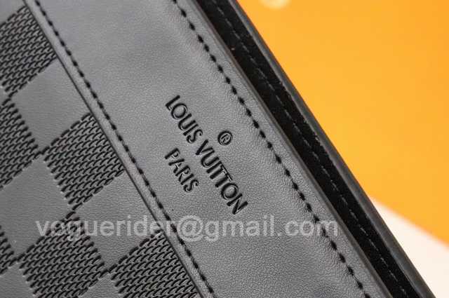 N60448 Standing 27 N60448 Standing 27