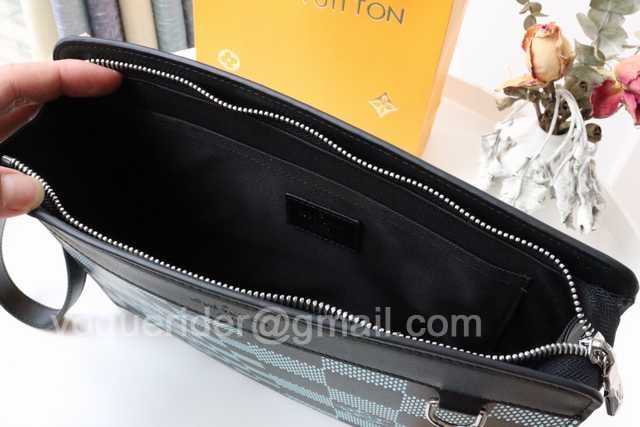 N60448 Standing 27 N60448 Standing 27