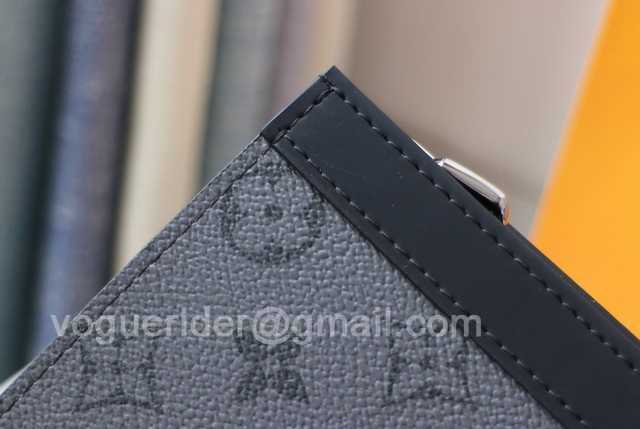 M61692 Pochette Voyage 26