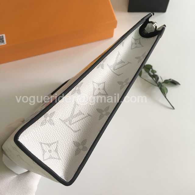 M61692 Pochette Voyage 1854