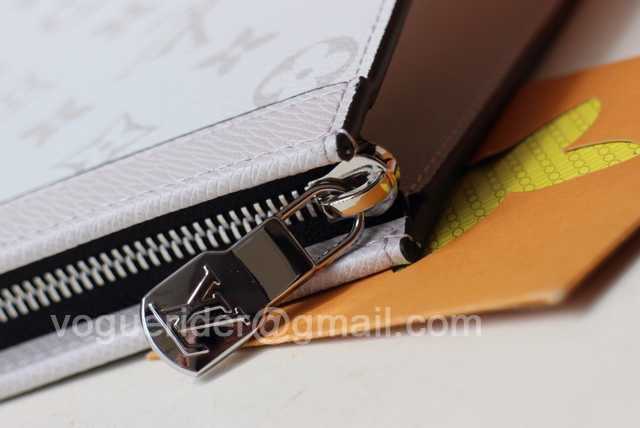 M61692 Pochette Voyage 26 M61692 Pochette Voyage 26