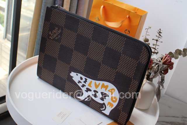 M41501 Pochette Jour 33 M41501 Pochette Jour 33