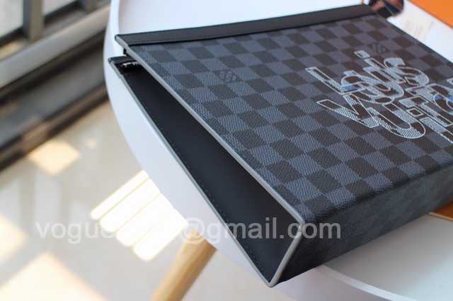 N60308 Pochette Voyage N60308 Pochette Voyage