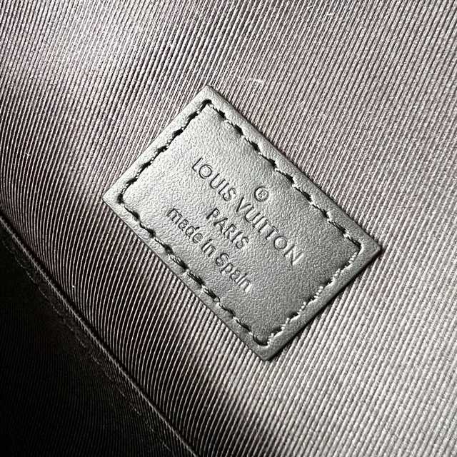 M46328 Archy Messenger 35 M46328 Archy Messenger 35