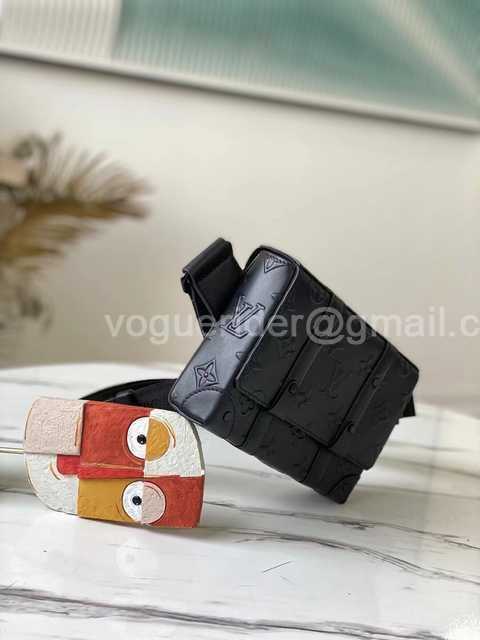 M57952 Trunk 20 M57952 Trunk 20