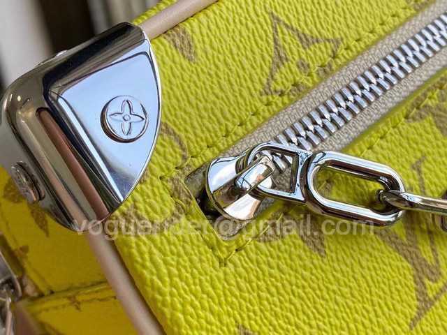 M44480 Mini Soft Trunk 18