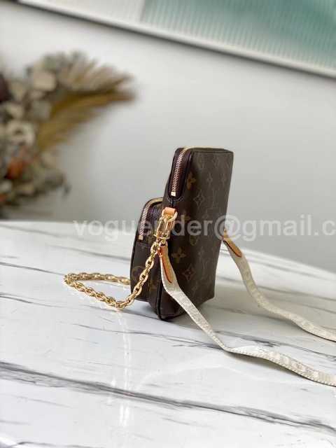 M80746 Utility Phone Pocket 19