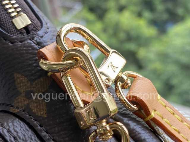 M80746 Utility Phone Pocket 19