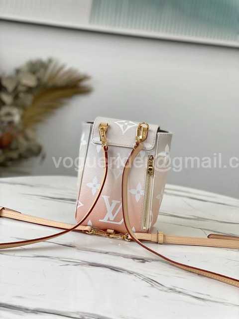 M45764 Tiny By The Pool 19 M45764 Tiny By The Pool 19