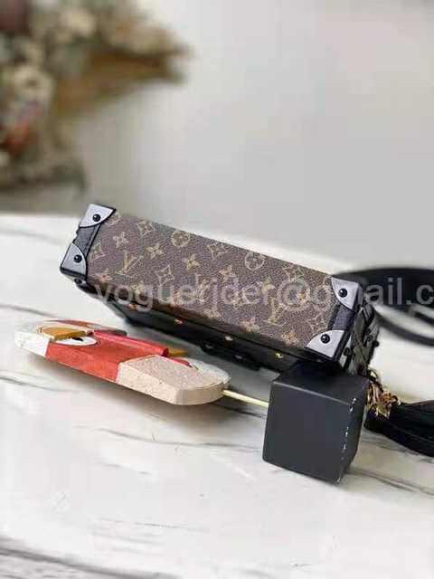M45554 Petite Malle 19 M45554 Petite Malle 19