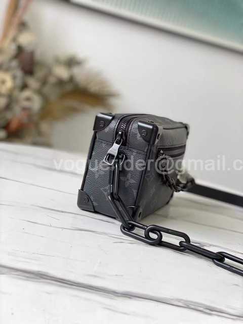 M44735 Mini Soft Trunk 18