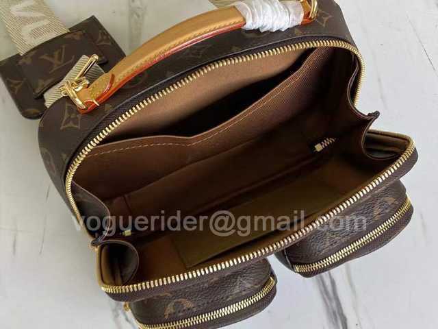 M80446 Utility Crossbody 18 M80446 Utility Crossbody 18