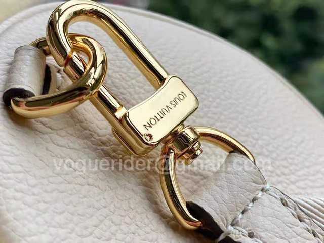 M45708 Papillon BB 20 M45708 Papillon BB 20