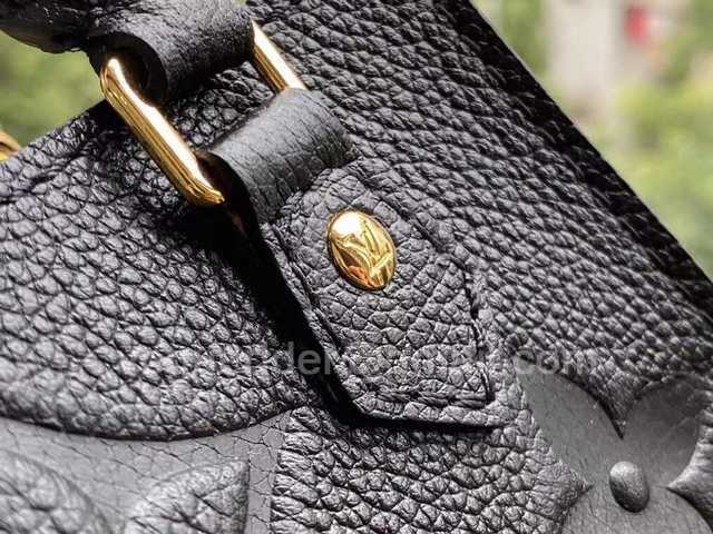 M80449 Petit Sac Plat 17