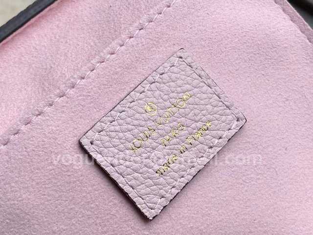 M80449 Petit Sac Plat 17 M80449 Petit Sac Plat 17