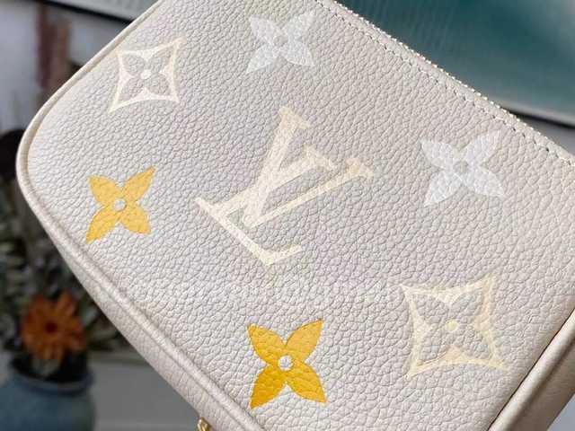 M80501 Mini Pochette Accessories By The Pool