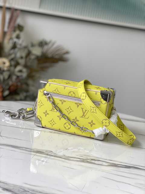 M44480 Mini Soft Trunk 18