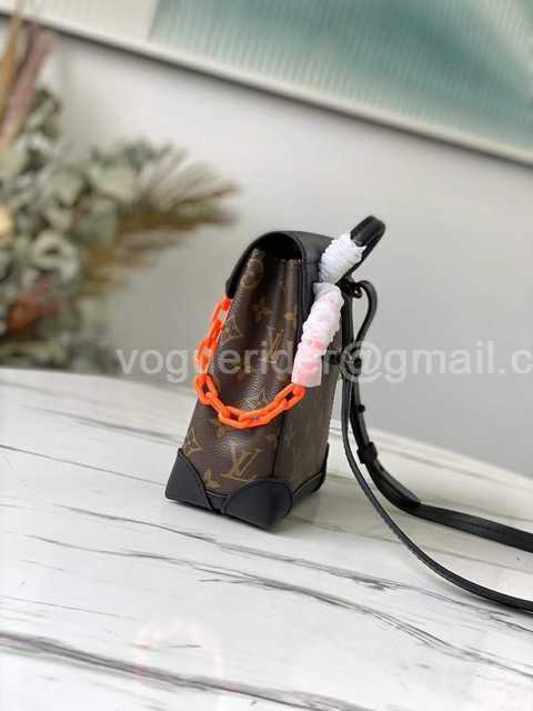 M80327 Steamer Nano Zoom With Friends 18 M80327 Steamer Nano Zoom With Friends 18