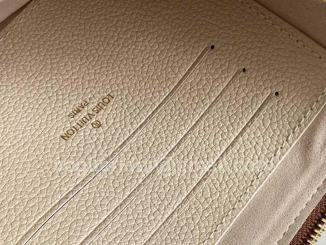 M80084 Double Zip Pochette M80084 Double Zip Pochette