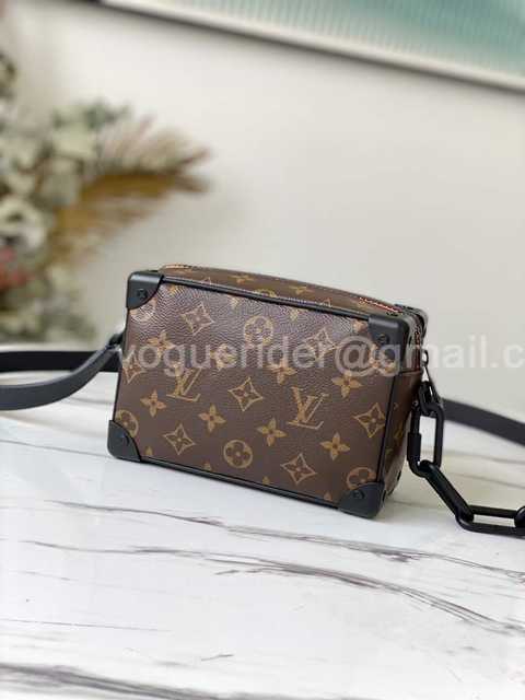 M80159 Mini Soft Trunk Zoom with Friends 18