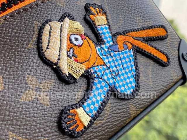 M80159 Mini Soft Trunk Zoom with Friends 18