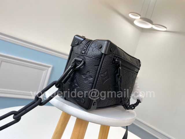 M55702 Mini Soft Trunk 18