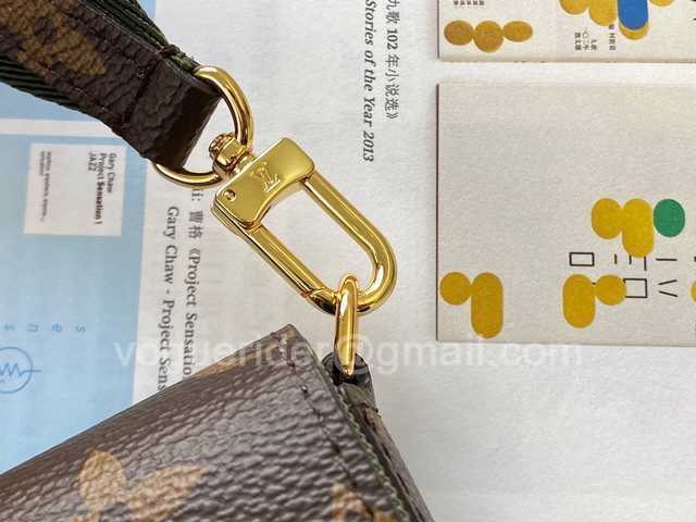 M80091 Multi Pochette Felicie 17 M80091 Multi Pochette Felicie 17