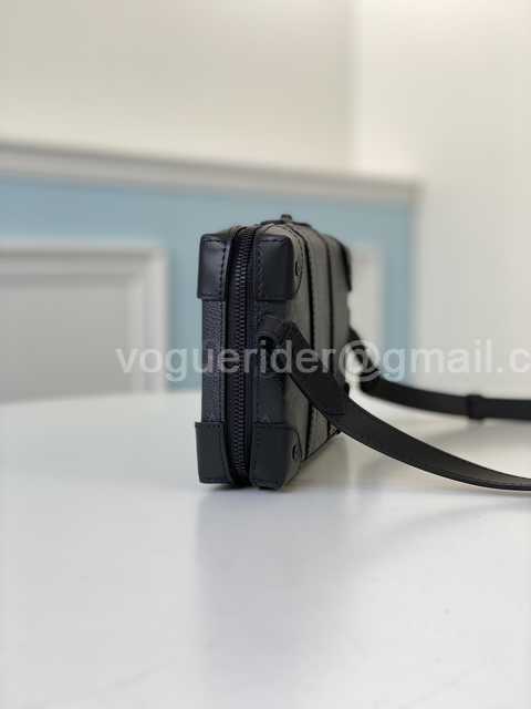 M45671 Soft Trunk Wallet 22