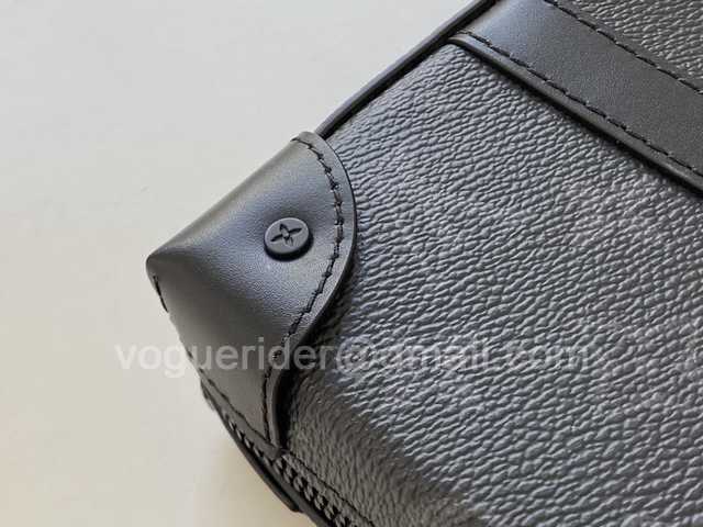 M45671 Soft Trunk Wallet 22