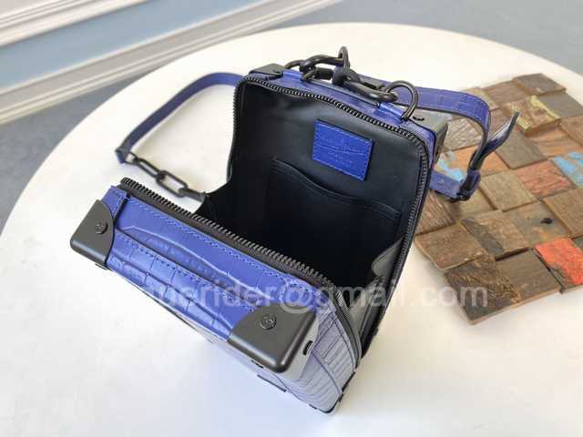 M45044 Mini Soft Trunk 14 M45044 Mini Soft Trunk 14